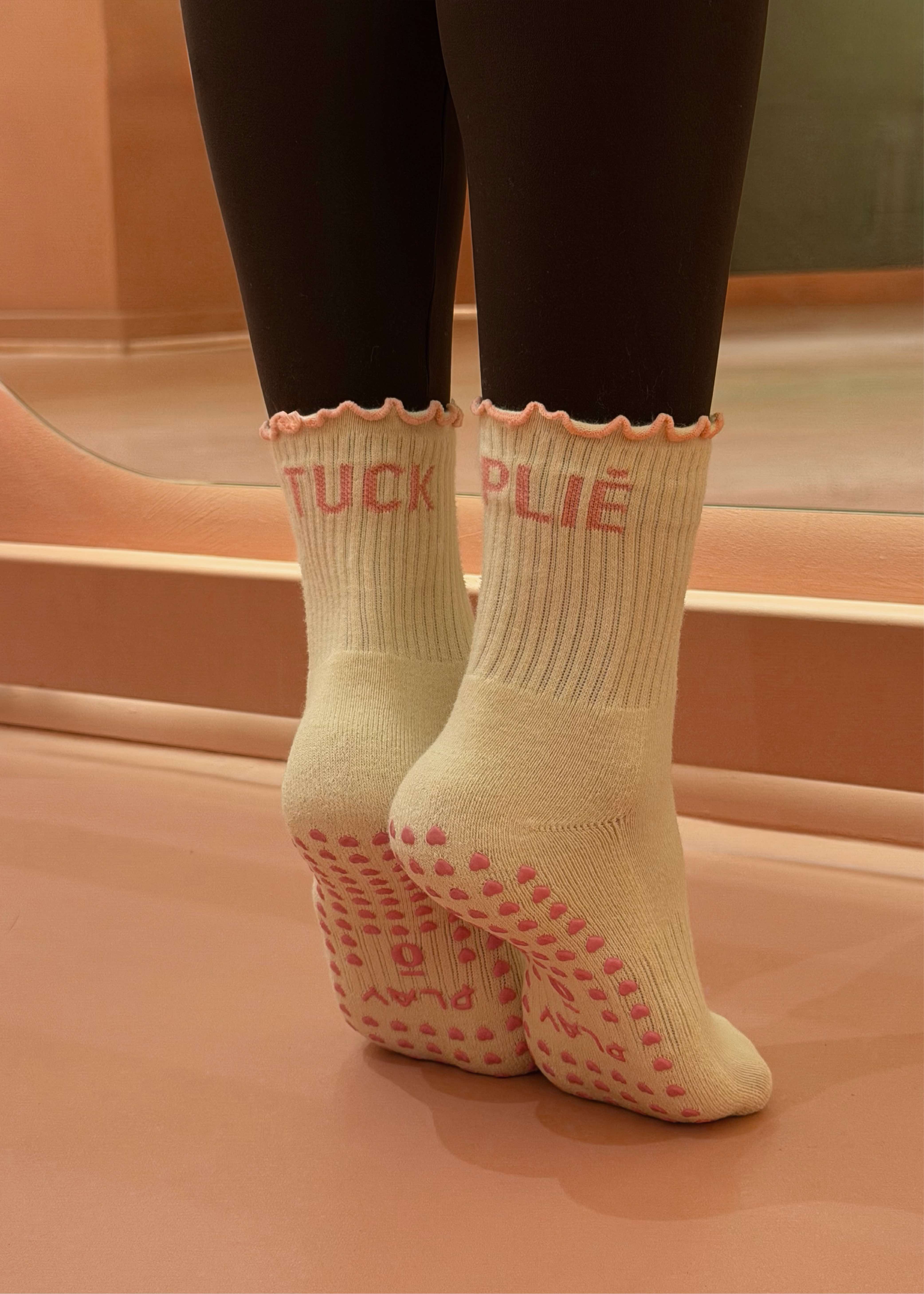 Tuck Plié